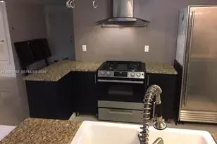 7521 NW 23rd St, Sunrise, FL 33313 - Photo 2