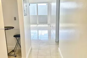 10090 NW 80th Ct, Hialeah Gardens, FL 33016 - Photo 10