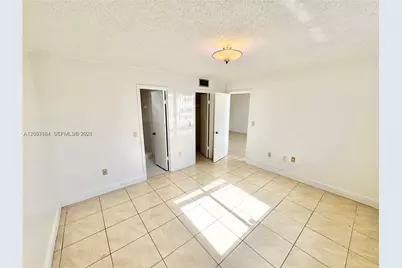10090 NW 80th Ct #1542, Hialeah Gardens, FL 33016 - Photo 8