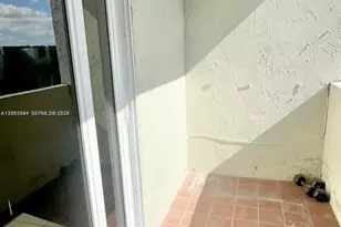 10090 NW 80th Ct, Hialeah Gardens, FL 33016 - Photo 4
