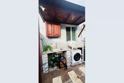 1558 NW 103rd St #Efficiency, Miami, FL 33147 - Photo 14