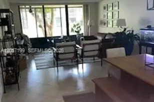 140 SW 96th Terrace, Plantation, FL 33324 - Photo 2