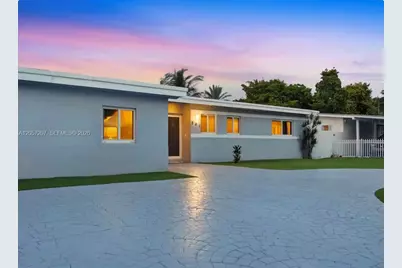 561 NE 172nd St, North Miami Beach, FL 33162 - Photo 6