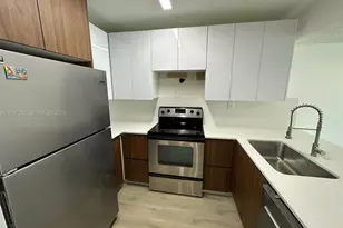 8000 SW 149th Ave, Miami, FL 33193 - Photo 8
