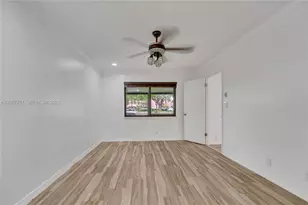 2950 NW 106th Ave, Sunrise, FL 33322 - Photo 10