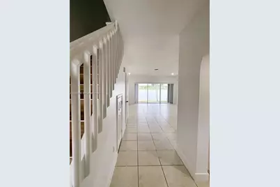 12162 SW 5th Ct, Pembroke Pines, FL 33025 - Photo 14