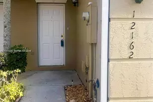 12162 SW 5th Ct, Pembroke Pines, FL 33025 - Photo 16