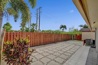 11529 SW 133rd Ter, Miami, FL 33176 - Photo 30