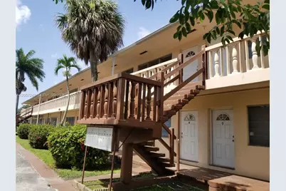 280 SW 11th Ave #18, Hallandale Beach, FL 33009 - Photo 2