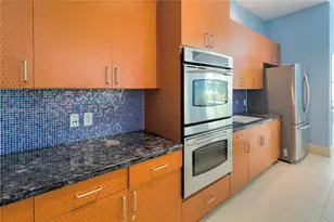 2000 N Bayshore Dr, Miami, FL 33137 - Photo 28