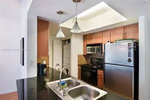 2000 N Bayshore Dr, Miami, FL 33137 - Photo 6