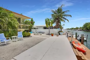 350 11th St, Key Colony, FL 33051 - Photo 30