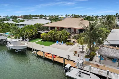 350 11th St, Key Colony, FL 33051 - Photo 8