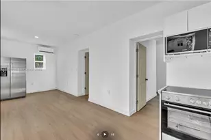 709 SW 4th Ct, Fort Lauderdale, FL 33315 - Photo 8