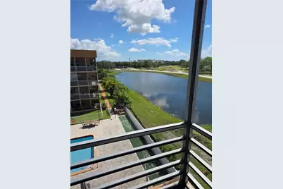 3048 E Sunrise Lakes Dr #421, Sunrise, FL 33322 - Photo 6