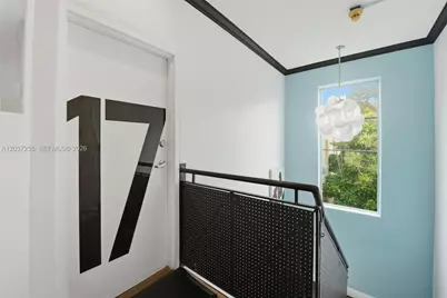 526 15th St #17, Miami Beach, FL 33139 - Photo 2