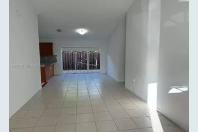 5758 NW 97th Pl, Doral, FL 33178 - Photo 10