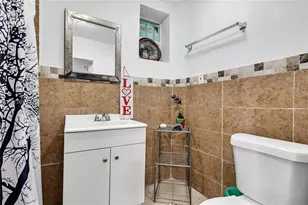 519 NW 52nd St, Miami, FL 33127 - Photo 18
