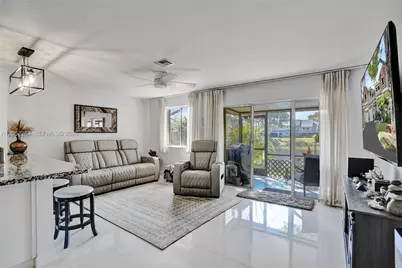 2260 W Discovery Cir W, Deerfield Beach, FL 33442 - Photo 24