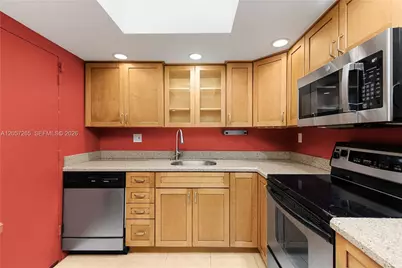 1700 NE 105th St #214, Miami Shores, FL 33138 - Photo 12