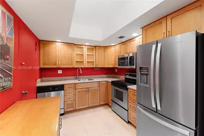 1700 NE 105th St #214, Miami Shores, FL 33138 - Photo 10