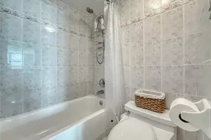 5701 Collins Ave, Miami Beach, FL 33140 - Photo 12