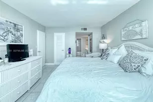 5701 Collins Ave, Miami Beach, FL 33140 - Photo 10