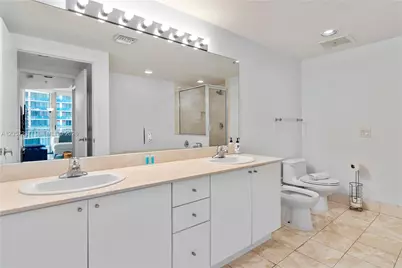 17375 Collins Ave #1108, Sunny Isles Beach, FL 33160 - Photo 18