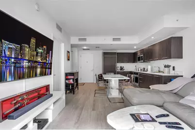 55 SW 9th St #2407, Miami, FL 33130 - Photo 4