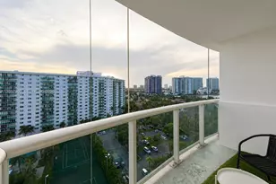 19370 Collins Ave, Sunny Isles Beach, FL 33160 - Photo 12
