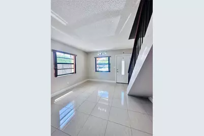 [Address not provided], Hialeah, FL 33016 - Photo 4