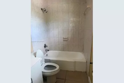 1112 NW 5th Ave #3, Fort Lauderdale, FL 33311 - Photo 2