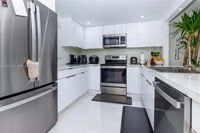469 N Pine Island Rd #B308, Plantation, FL 33324 - Photo 1