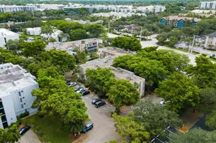 469 N Pine Island Rd, Plantation, FL 33324 - Photo 34