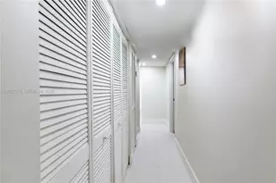 469 N Pine Island Rd, Plantation, FL 33324 - Photo 6