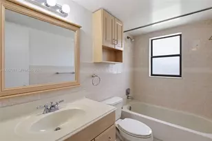 11396 Taft St, Pembroke Pines, FL 33026 - Photo 26