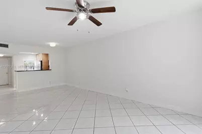 11396 Taft St #11396, Pembroke Pines, FL 33026 - Photo 12