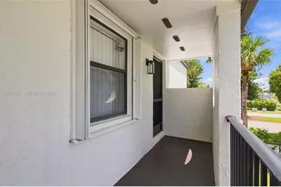 11396 Taft St #11396, Pembroke Pines, FL 33026 - Photo 4