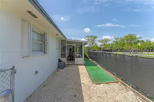 23170 SW 155th Ave, Miami, FL 33170 - Photo 20