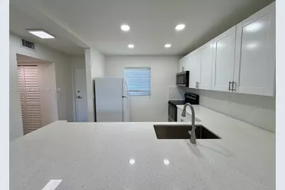 7730 Camino Real #F 406, Miami, FL 33143 - Photo 4