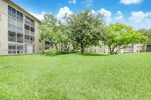 1251 SW 125th Ave, Pembroke Pines, FL 33027 - Photo 12