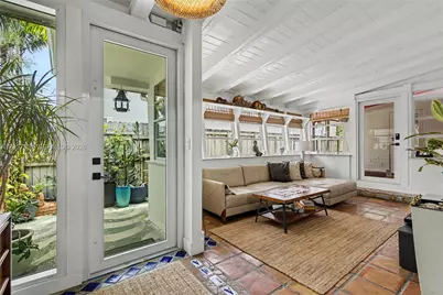 1566 NE 110th St, Miami, FL 33161 - Photo 2