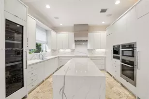 7830 SW 48th Ct, Miami, FL 33143 - Photo 16