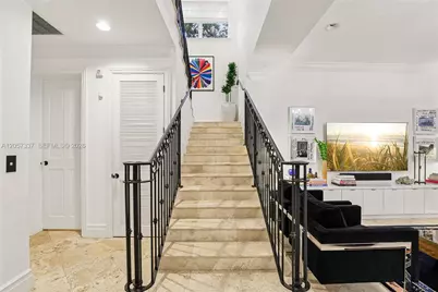 7830 SW 48th Ct, Miami, FL 33143 - Photo 8