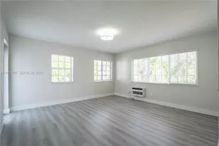 2416 Flamingo Dr, Miami Beach, FL 33140 - Photo 2