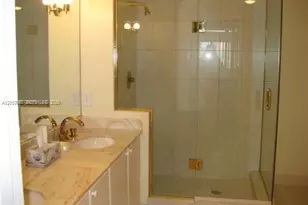 141 Crandon Bl, Key Biscayne, FL 33149 - Photo 12