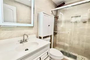 320 Holloway Dr, Plantation, FL 33317 - Photo 20