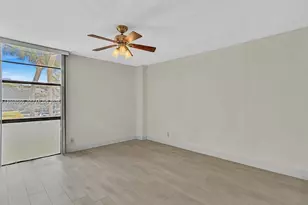 20500 W Country Club Dr, Aventura, FL 33180 - Photo 26