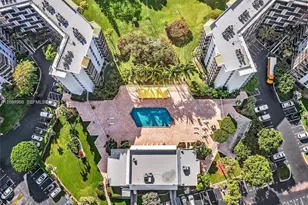 20500 W Country Club Dr, Aventura, FL 33180 - Photo 40