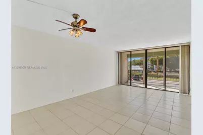 20500 W Country Club Dr #203, Aventura, FL 33180 - Photo 10